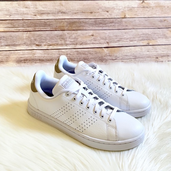 adidas Shoes - Adidas Advantage Sneakers